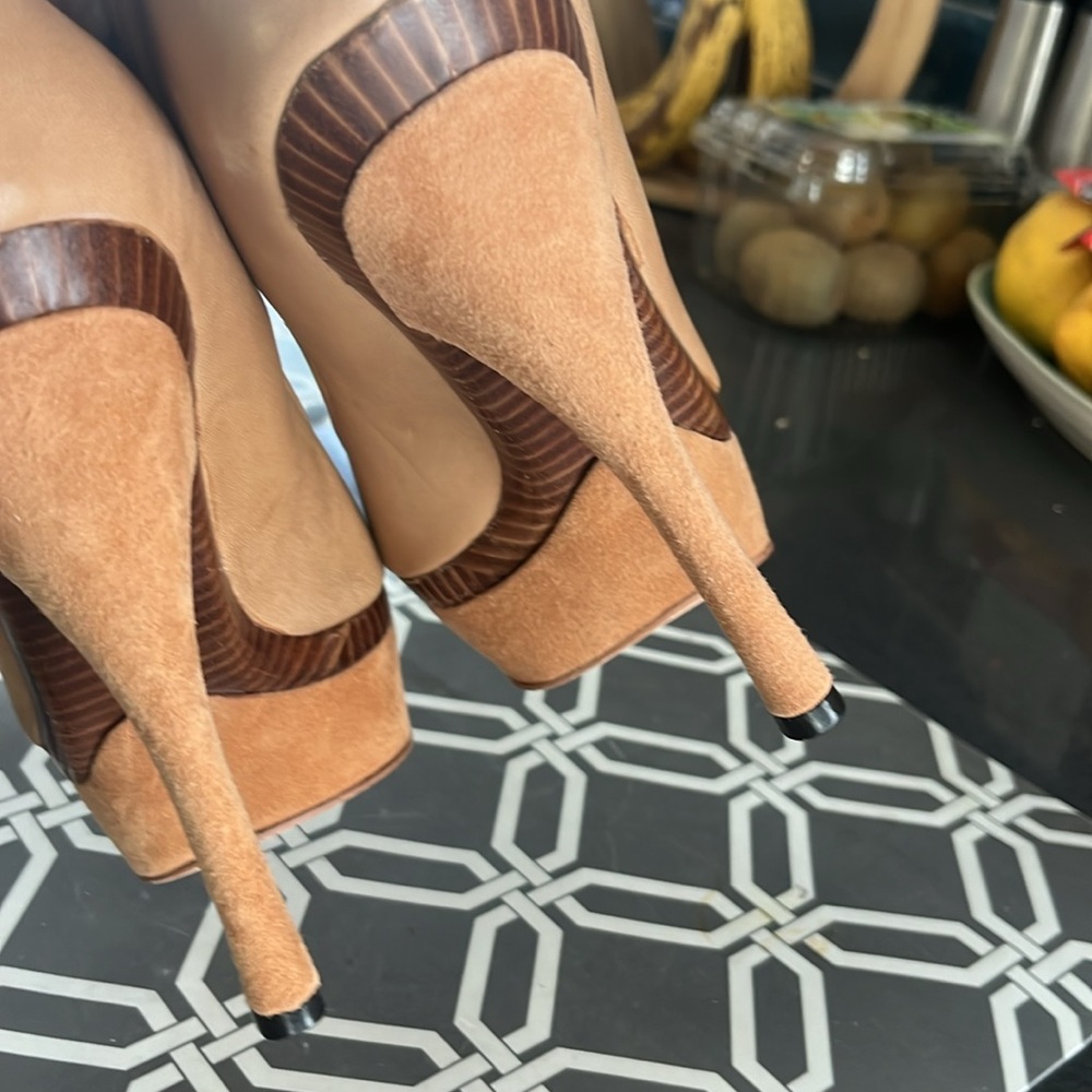 L.A.M.B -Gale Platform Stiletto Peep Toes - Picture 5 of 16